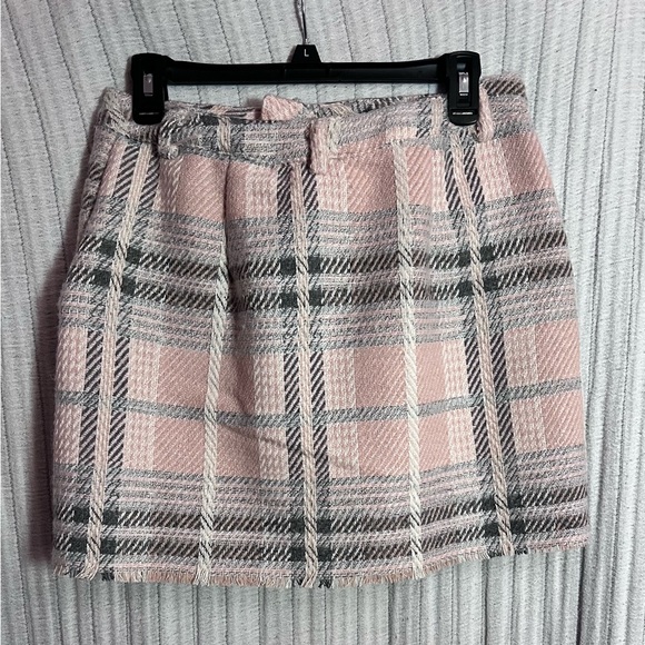 Pink Lily Plaid Mini Skirt in Pink and Gray - Picture 5 of 5
